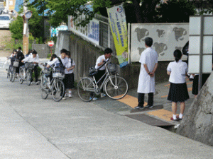 ６月あいさつ運動①