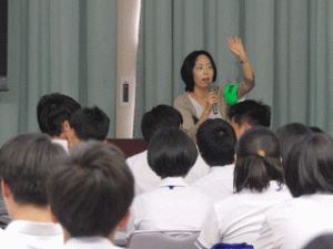 ３年生薬物乱用防止教室