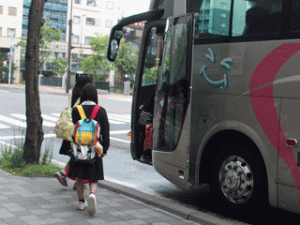 H30 修学旅行 北海道 ４日目➀ ホテルを出発します。