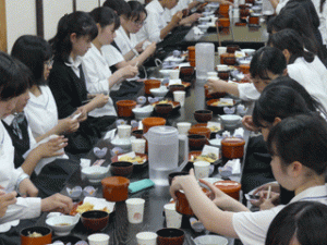 R01 修学旅行 4日目④ 昼食