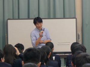 ２年生ＡＣＴ「大学・学部・学科リサーチ」講演会