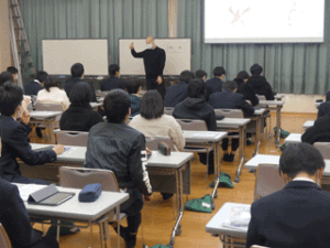 「英語プレゼンテーションのヒント」講演会（１年次生）