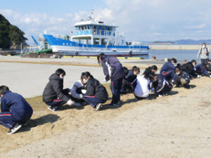 １年次生「飛島研修～生活の豊かさと何か～」