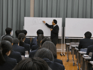 2年次進路講演会